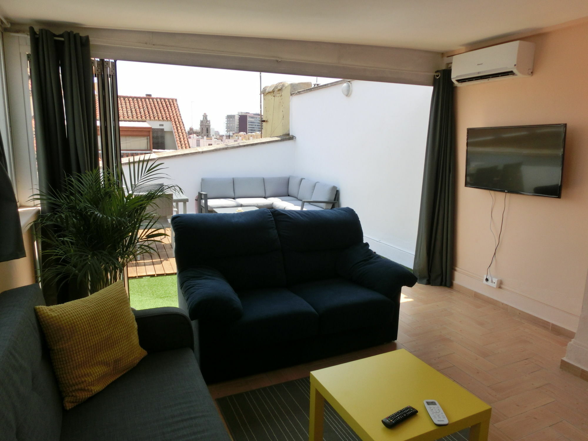 Total Valencia Attics I Apartman Kültér fotó